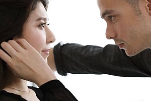 撩妹开头怎么打招呼?怎样才能让妹子注意到你