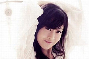 韩国歌手花沫个人资料 花沫和本兮相片对比