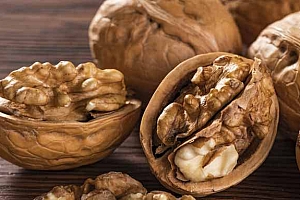 核桃仁煲瘦肉- 核桃仁煲汤怎么做好吃