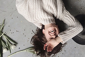 女生回微信慢或者突然不回复了是什么意思?该怎么办?