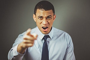 情商低是什么意思?情商低的10种表现,多少人败给了情商低!