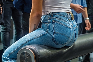 女生回复消息很慢怎么办?学会这几个聊天套路让她秒回